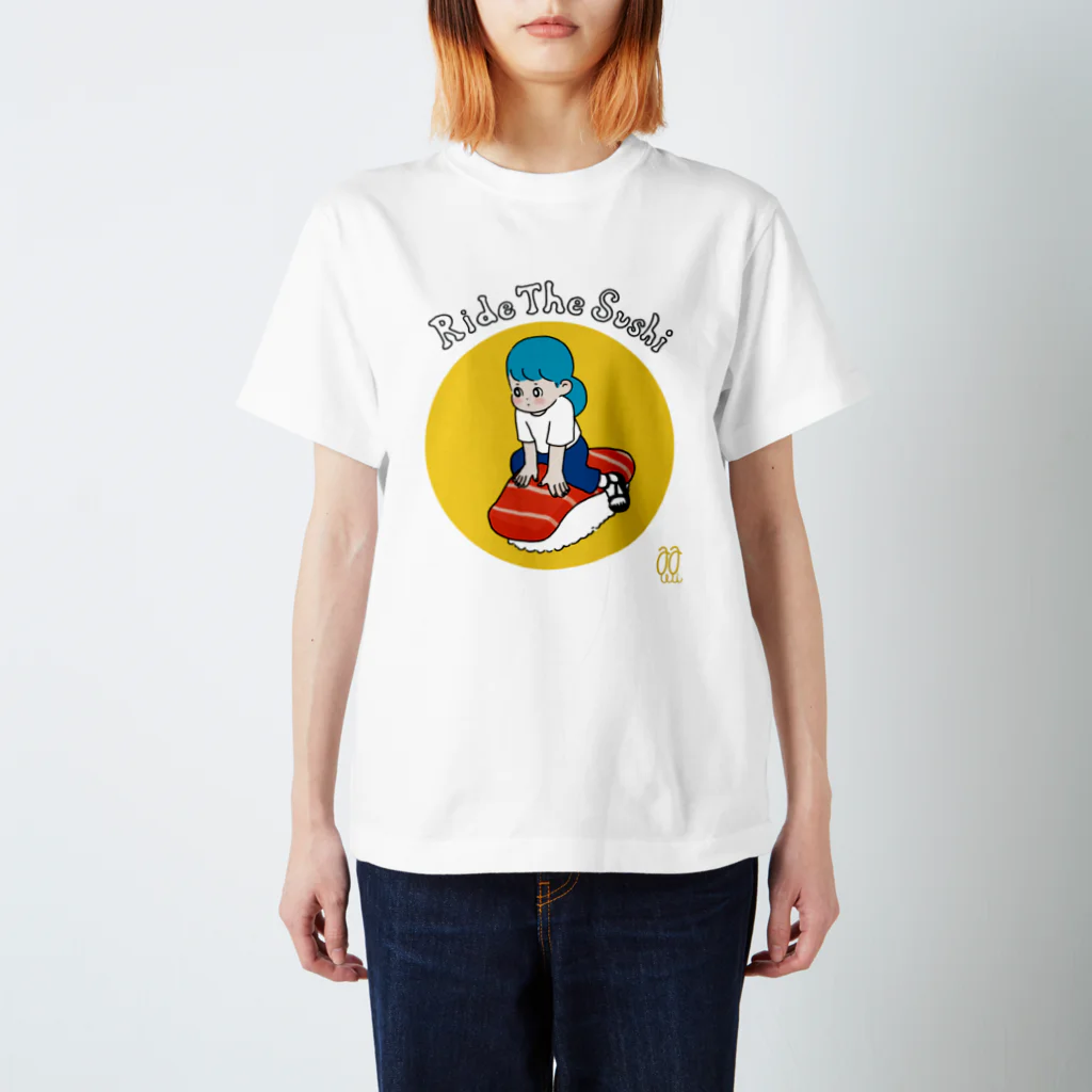 あわいの寿司に乗る女の子 Regular Fit T-Shirt