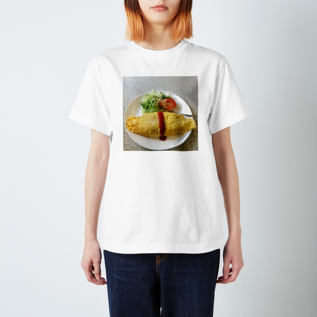 うさぎちゃんアイランドの喫茶店のオムライス Regular Fit T-Shirt