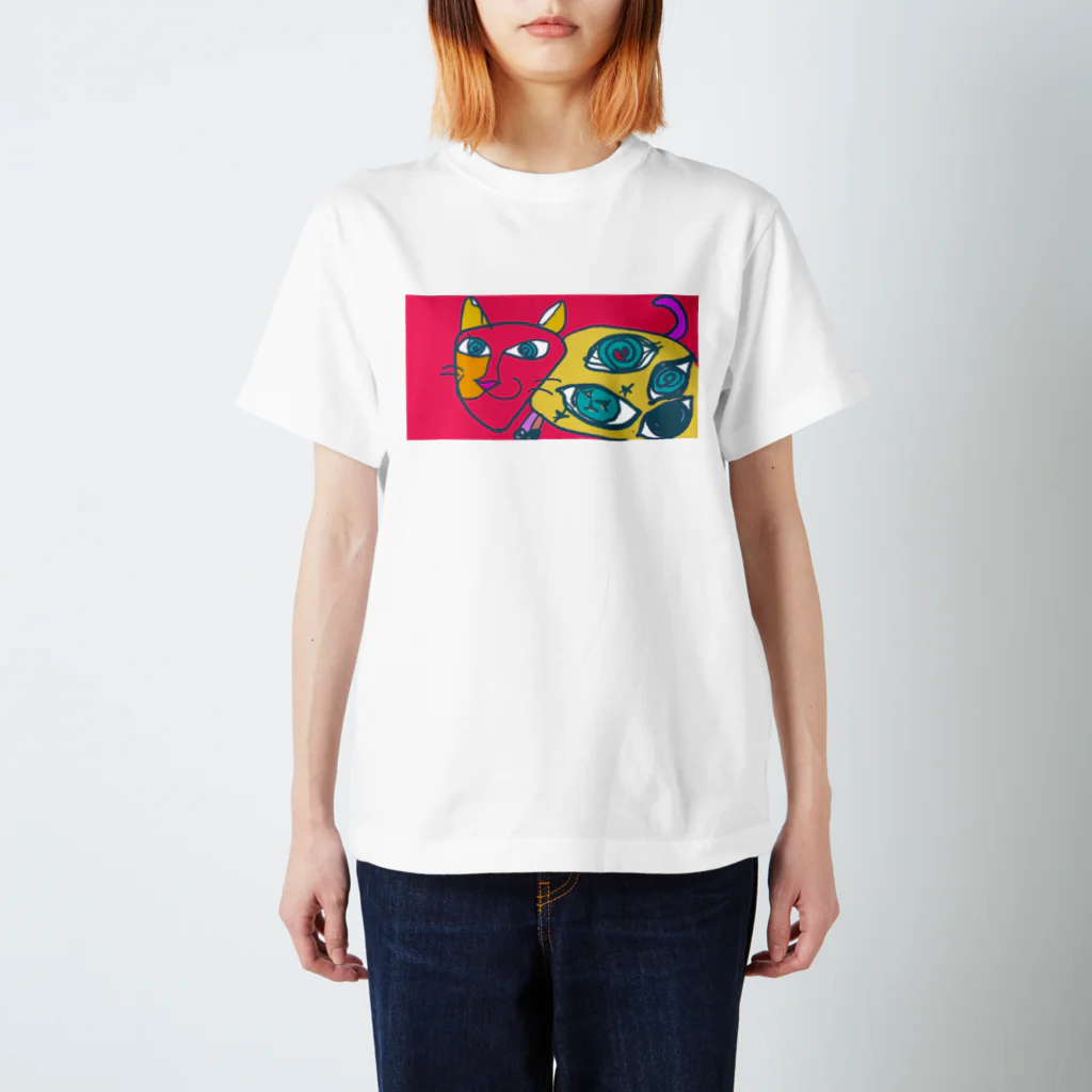 めありぃとママのお店のハッピーキャット Regular Fit T-Shirt