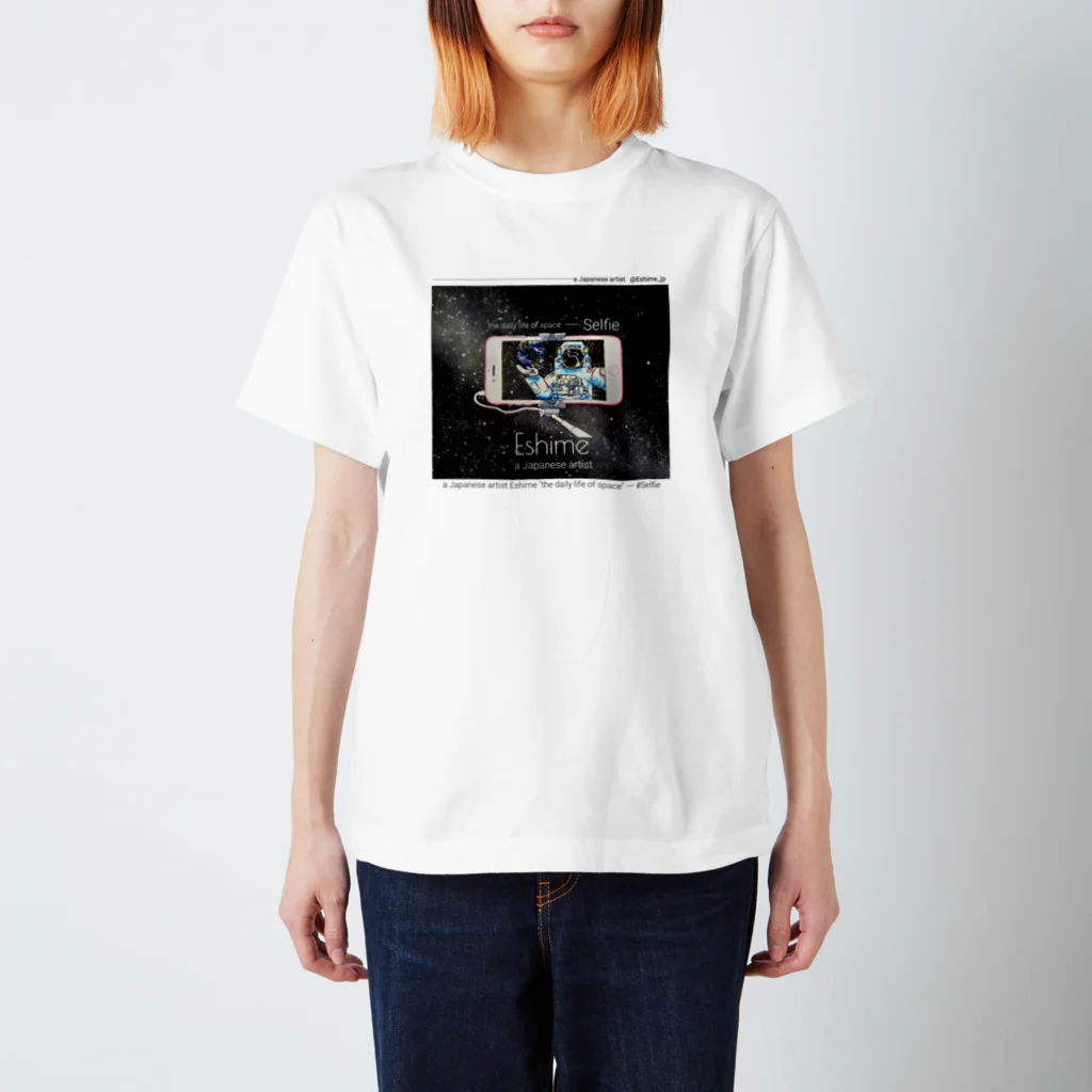 ゑ〆の白色ver 宇宙の日常シリーズ 自撮り スタンダードTシャツ