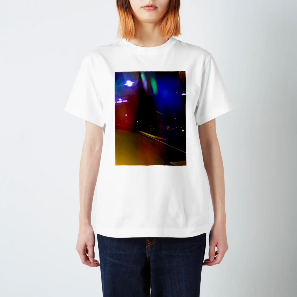 M.T. のEMOシリーズ Regular Fit T-Shirt