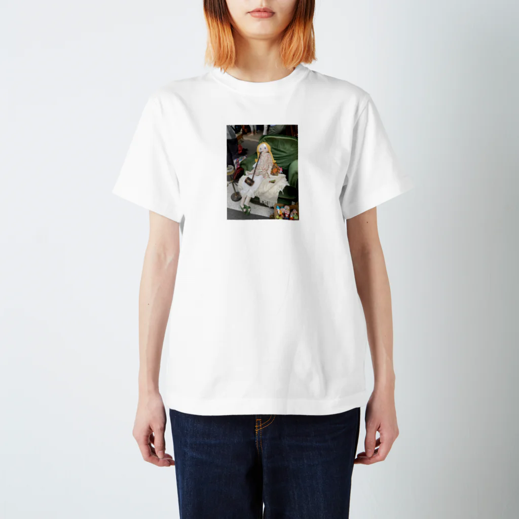 佐々木のフランス　パリの蚤の市の人形 スタンダードTシャツ