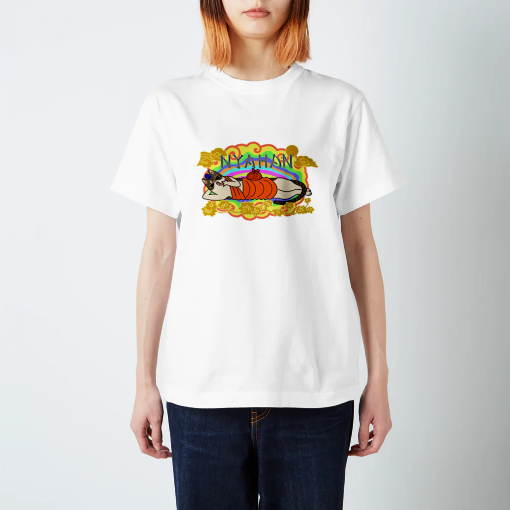 五枚皿屋のニャハン Regular Fit T-Shirt