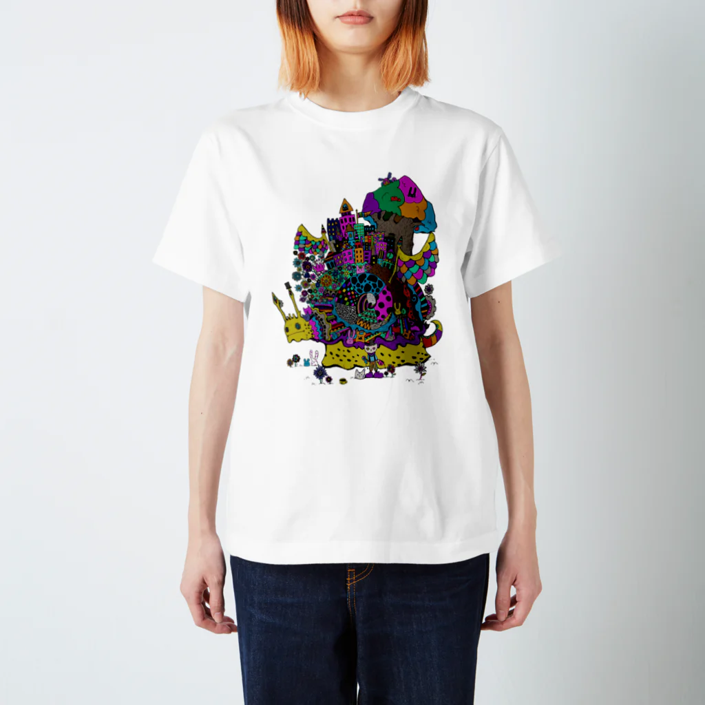 色音色のTシャツ屋さん ironeiro  T-shirt ShopのMagical Snail color ver. スタンダードTシャツ