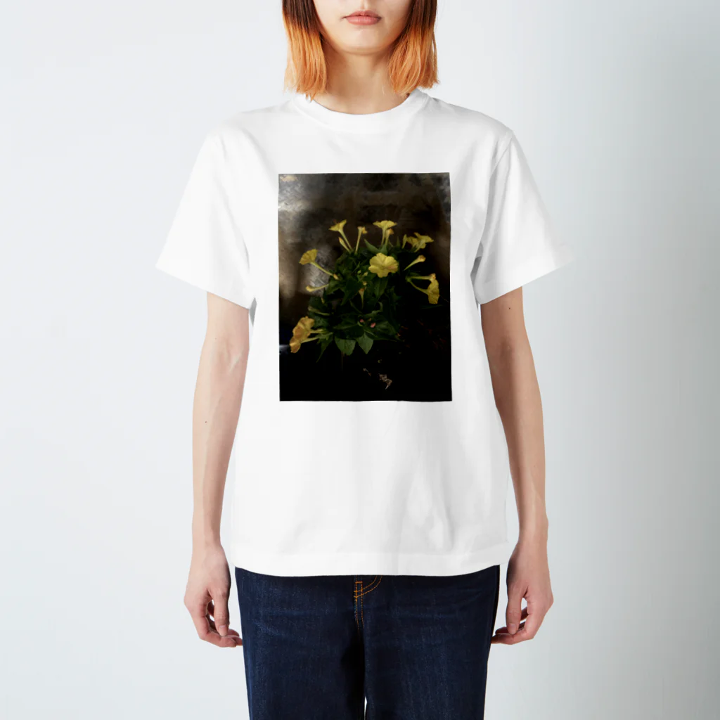 ばにーすぺーの月見草の花言葉 スタンダードTシャツ