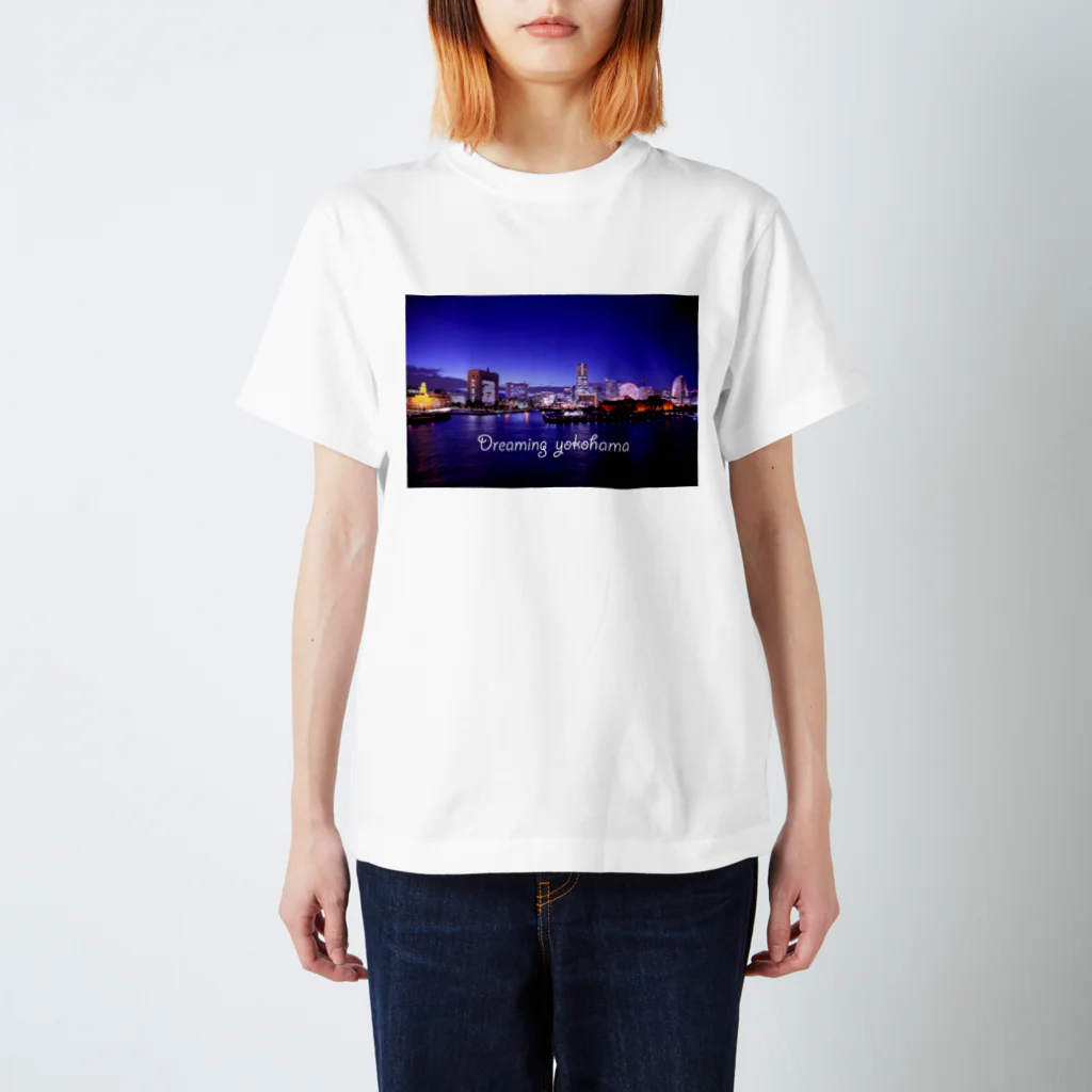 photo-kiokuの横浜夜景１ Regular Fit T-Shirt