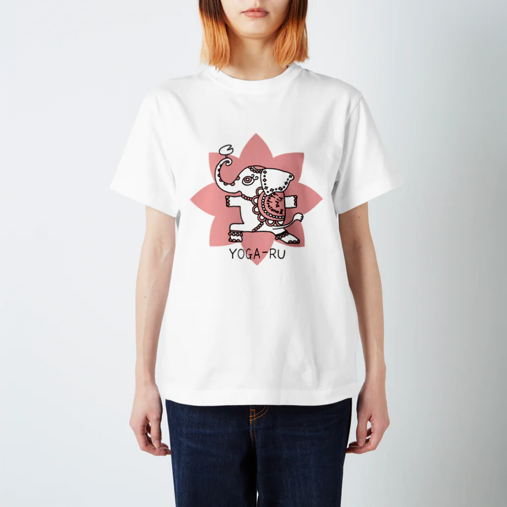 サイトウミチコのYOGA-RU;ヨガール　ゾウ Regular Fit T-Shirt