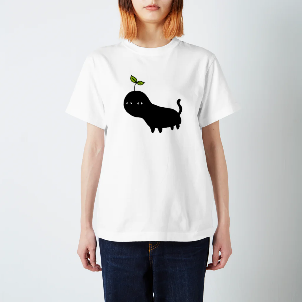 古春一生(Koharu Issey)の謎の生き物・コハル〖4〗 Regular Fit T-Shirt