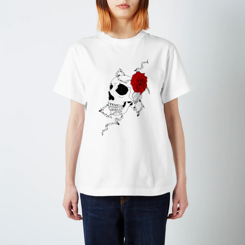 きりんの髑髏と薔薇 Regular Fit T-Shirt