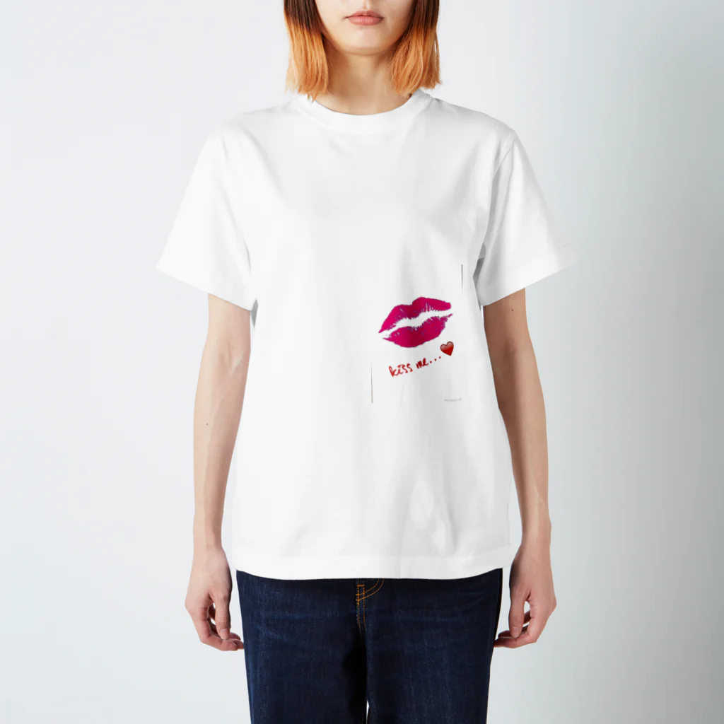 ZENchanのkissme Regular Fit T-Shirt