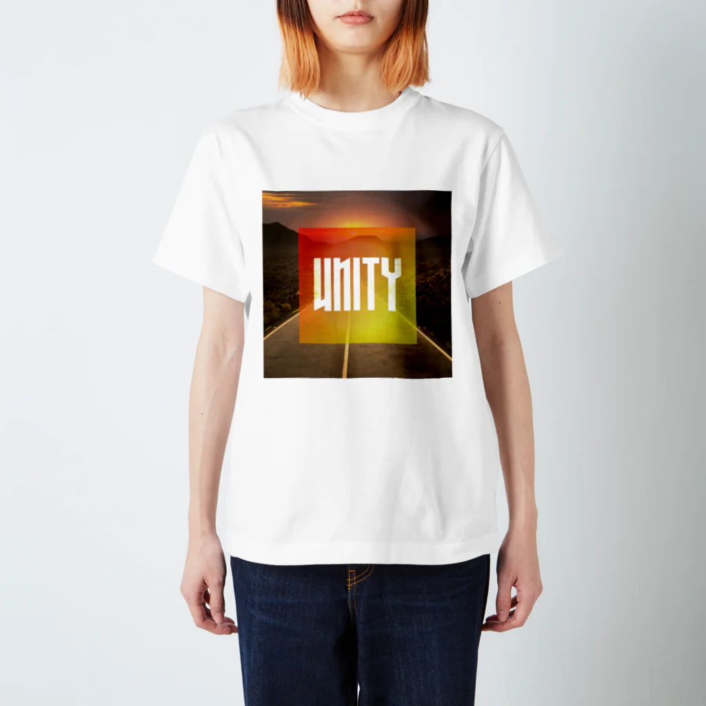 何足もはくワラジのUNITY2 Regular Fit T-Shirt