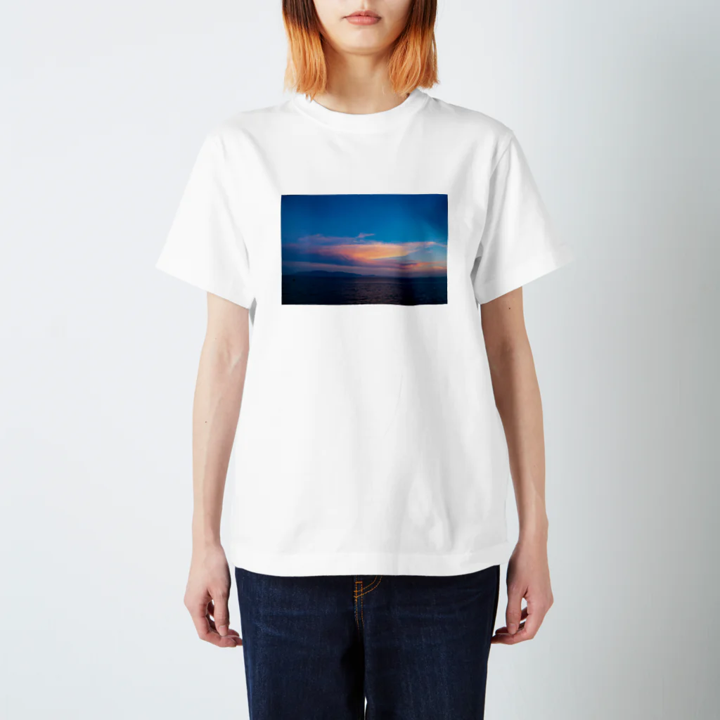 nakagawa のclouds Regular Fit T-Shirt