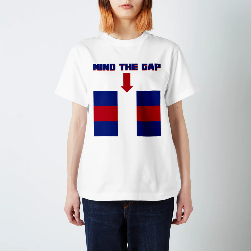 フォーヴァのMIND THE GAP スタンダードTシャツ