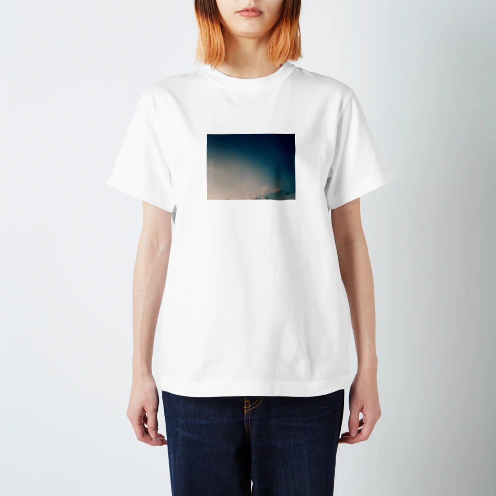 駒音(こまおと)の景色 : 青空2 Regular Fit T-Shirt