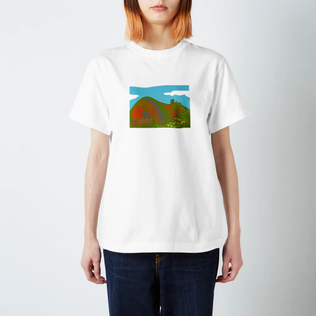 深夜の山奥の秋のやまやま スタンダードTシャツ