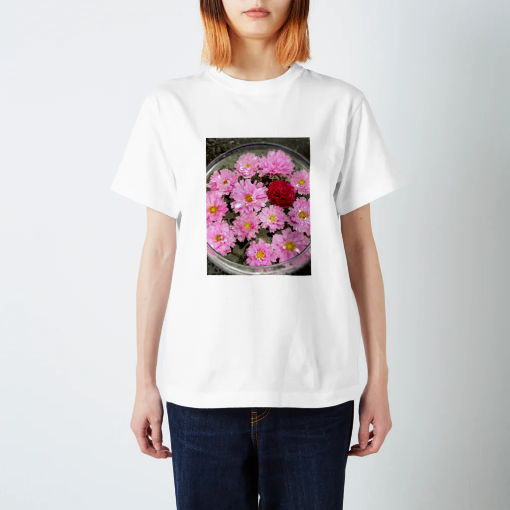 ゆきの八重咲き秋桜 Regular Fit T-Shirt