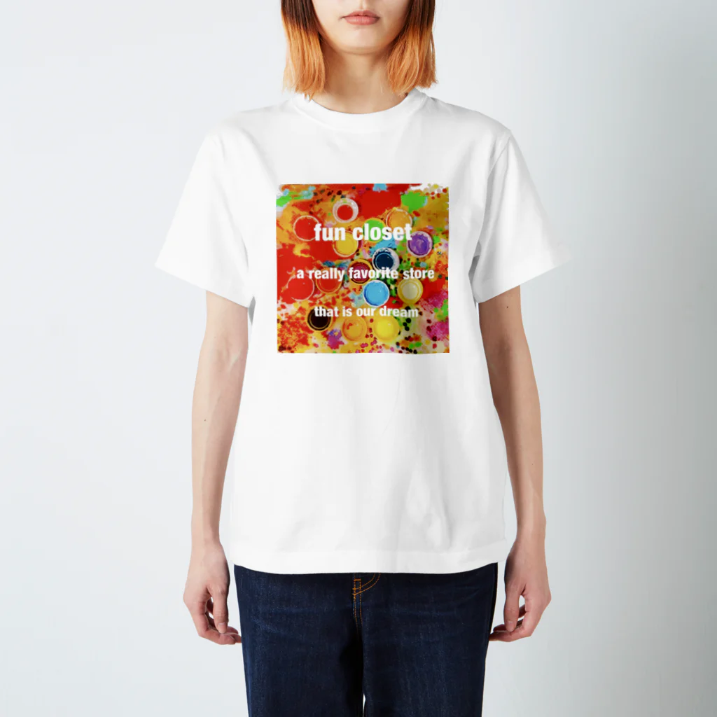 fun closetのはじまりはじまり Regular Fit T-Shirt