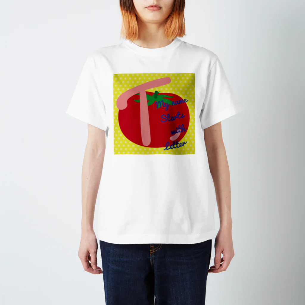 フォーヴァのMY name start with T for kids Regular Fit T-Shirt