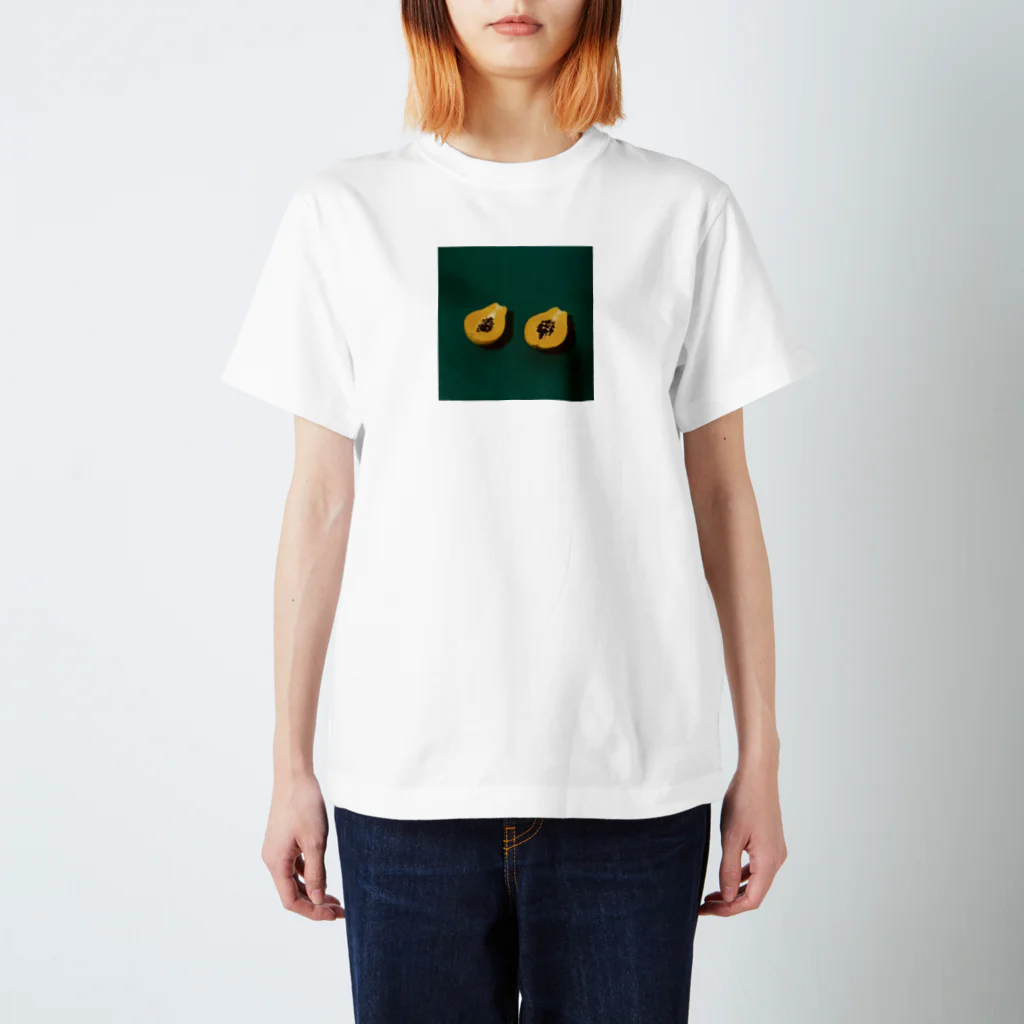 𝑮𝑶𝑻𝑶𝑼🐦のpapaya Regular Fit T-Shirt
