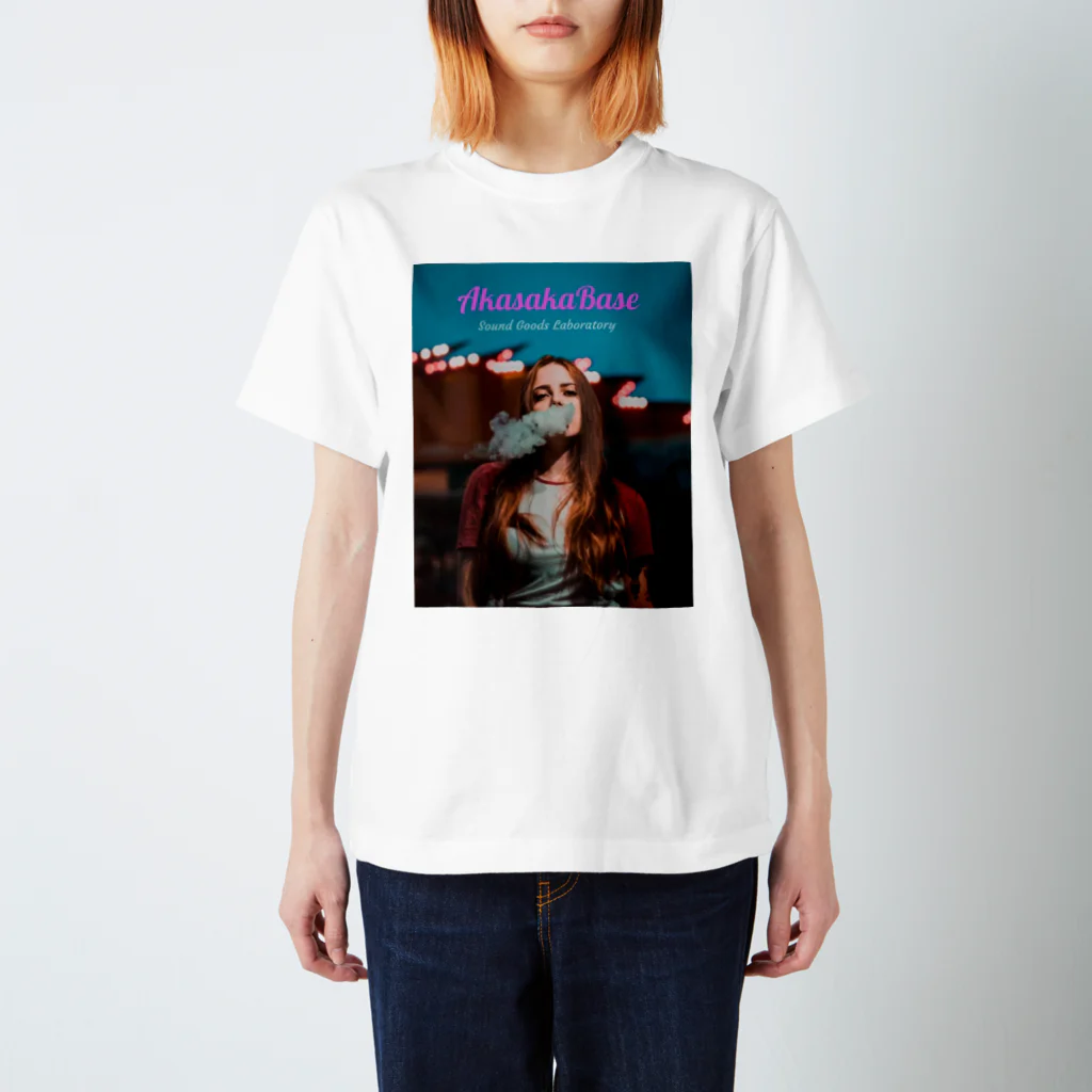 AkasakaBase - アカサカベースのSmoke Girls 03 スタンダードTシャツ