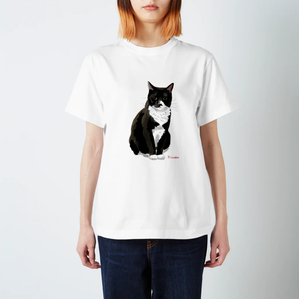 kinako-japanの靴下猫 Regular Fit T-Shirt