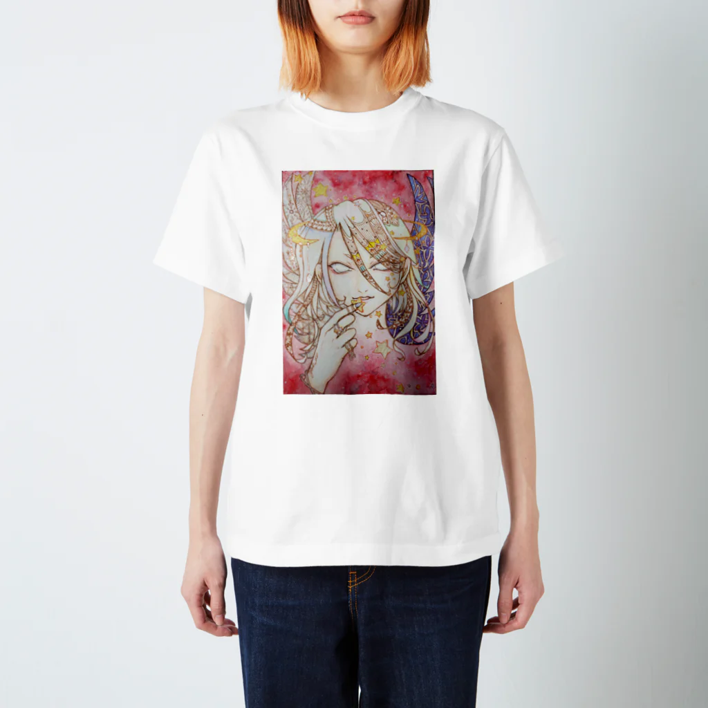 片翼の紅い宙の天使 Regular Fit T-Shirt