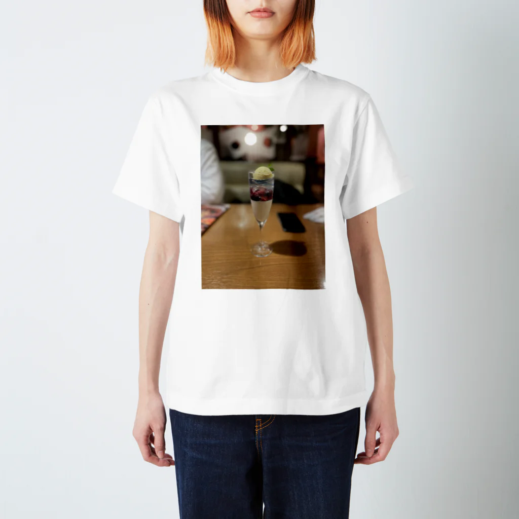 たけのこのパフェって美味しいよね。 Regular Fit T-Shirt