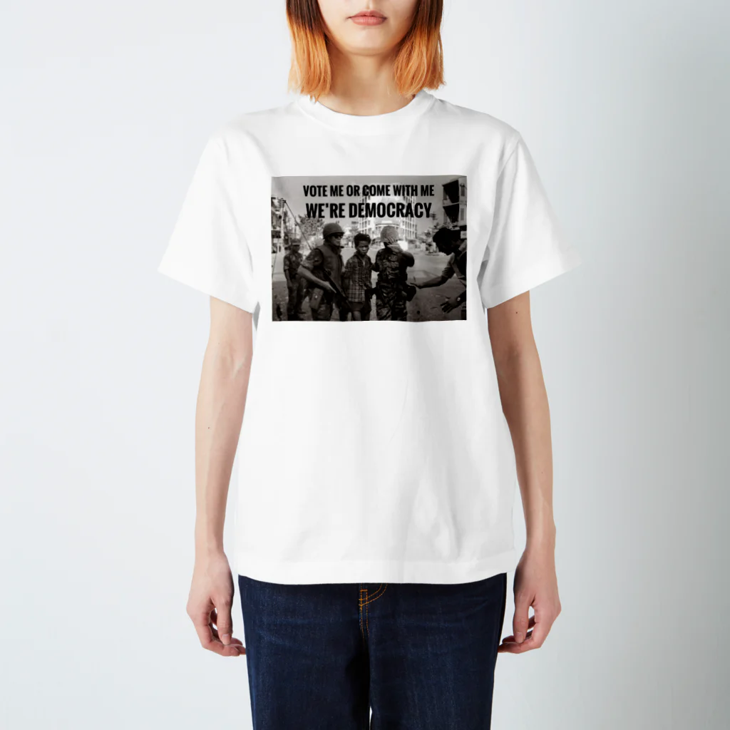 VIBES CORNERのWe are democracy  スタンダードTシャツ