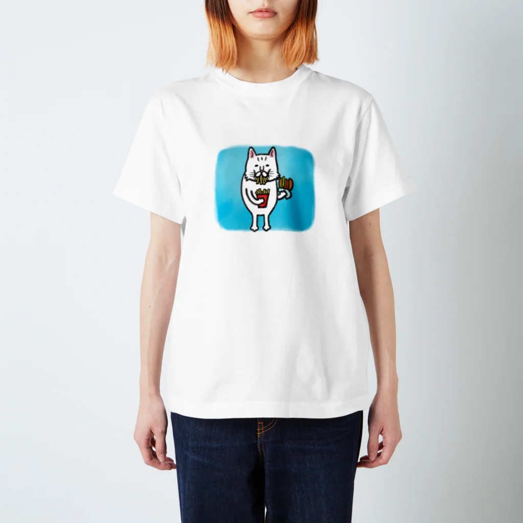 ファンシーショップ Torinikuの白猫ハンバーガー Regular Fit T-Shirt