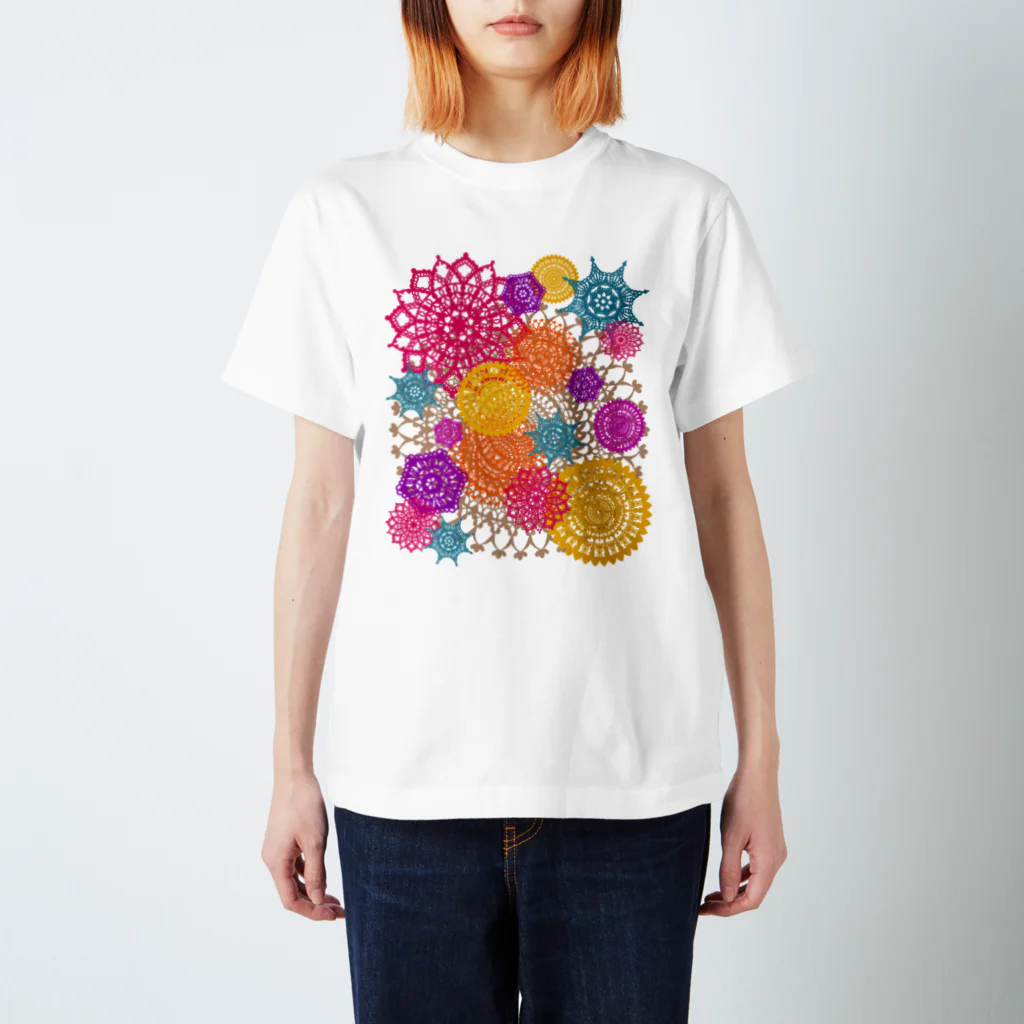 sandy-mのレースのお花畑 トロピカルカラー スタンダードTシャツ