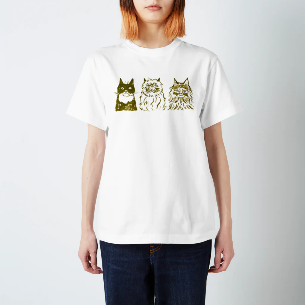 minachape STOREの3匹の猫 スタンダードTシャツ