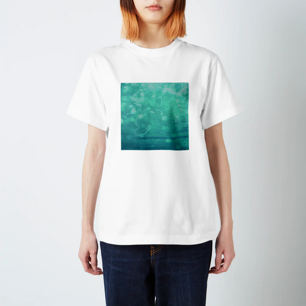 DESIGN Vivian U.のウミガメのメイ Regular Fit T-Shirt