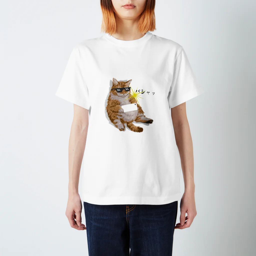 Creatures！SHOPの撮影する猫 Regular Fit T-Shirt