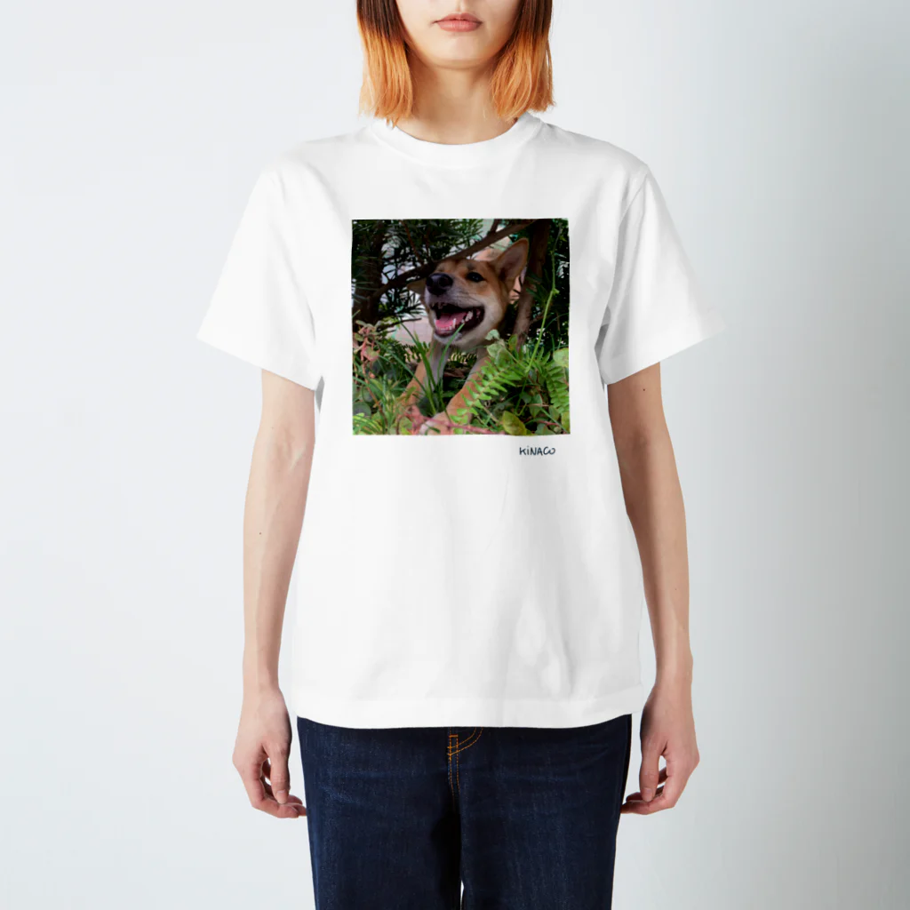 🥱のとびだす犬 ロゴ入り Regular Fit T-Shirt