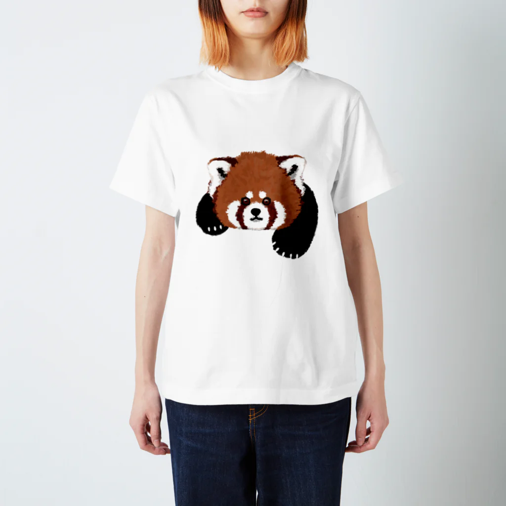 hinononokaのレッサーパンダ Regular Fit T-Shirt
