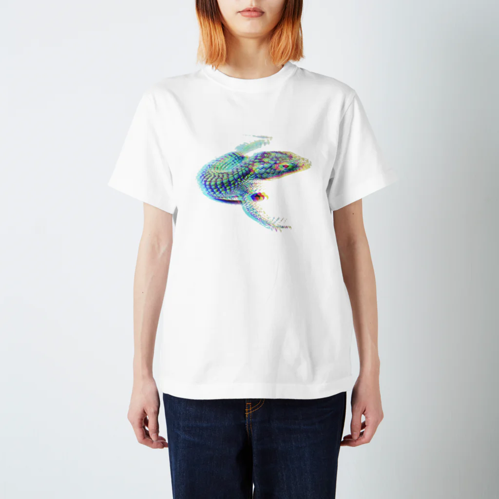 爬虫類カフェ ふぁにくり 嵐山店の"BROKEN" Abronia graminea Regular Fit T-Shirt