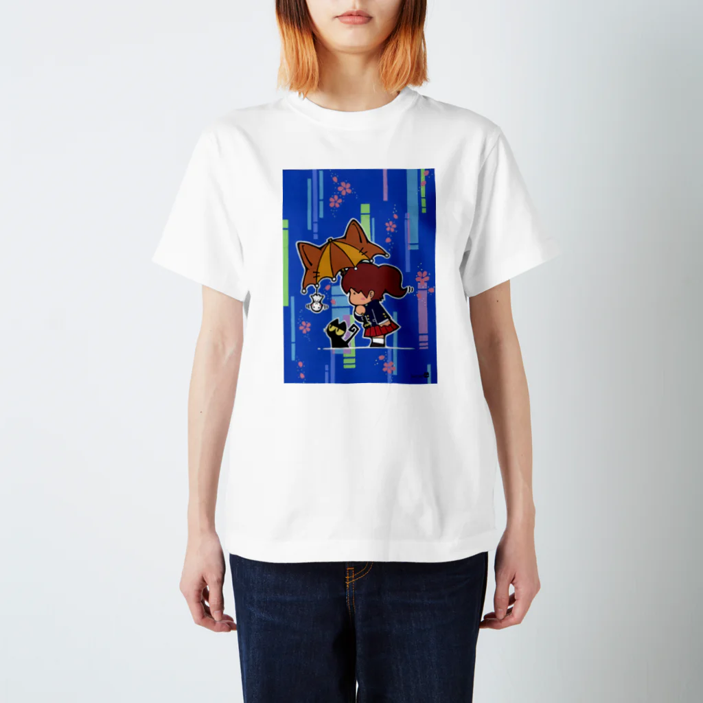 ざしきにゃんこ製作所の雨とさくらとにゃんこと私 Regular Fit T-Shirt