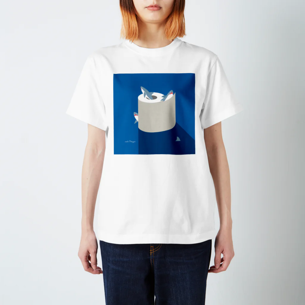 さかたようこ / サメ画家の夜のSAME Paper Regular Fit T-Shirt