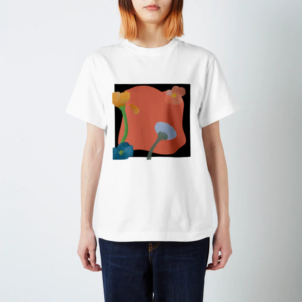 MImimiのFlower Regular Fit T-Shirt