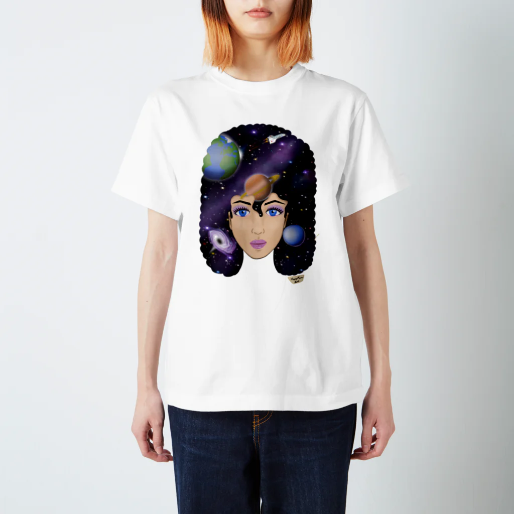 Happy Moon ArtのUniverse girl Regular Fit T-Shirt