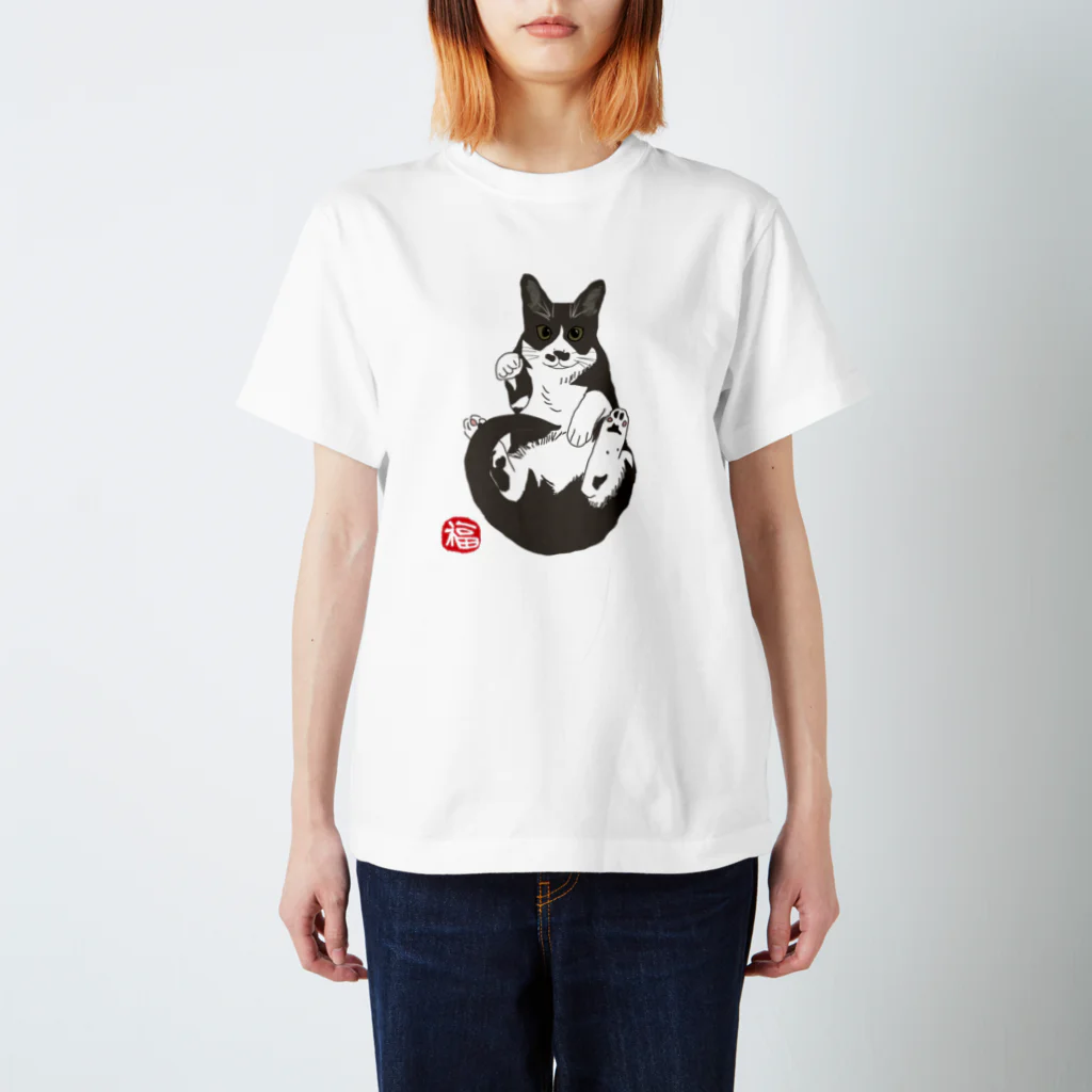 小鳥と映画館の加筆版 招き猫 ハチワレ Regular Fit T-Shirt