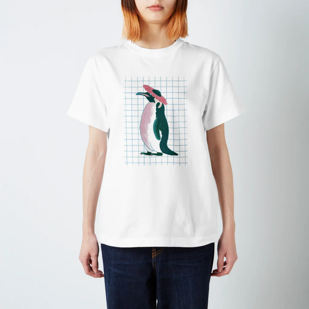 m a n i • m a n iの水に激弱ペンギン Regular Fit T-Shirt