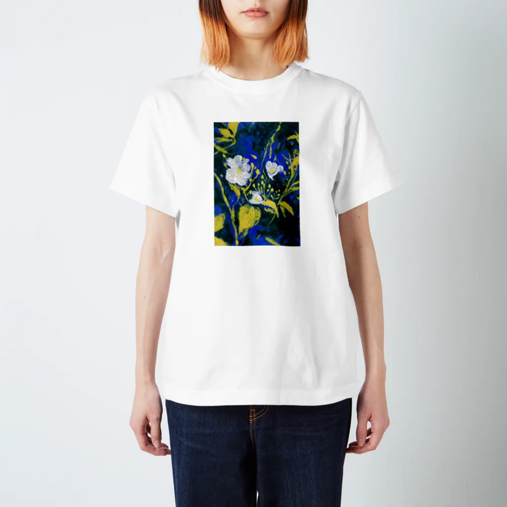 kitsuneの青と白の花 スタンダードTシャツ