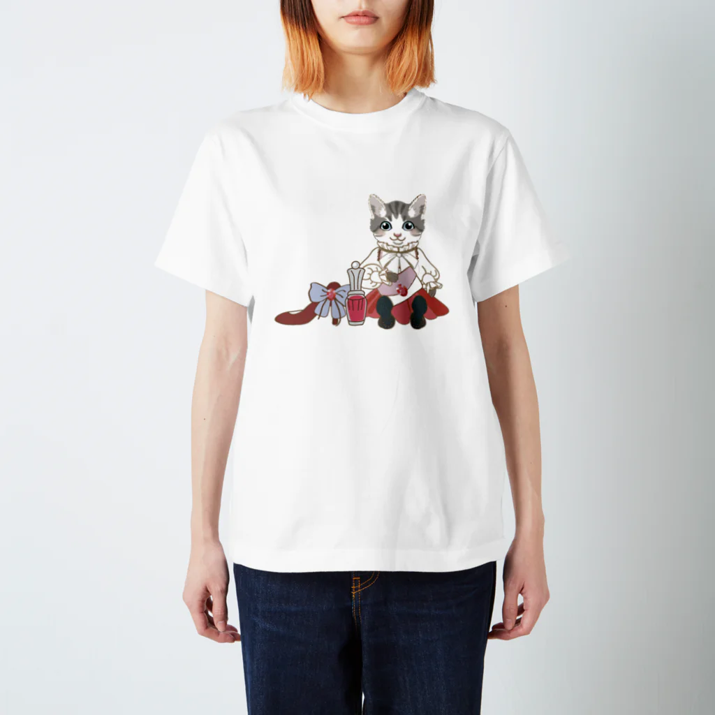 little lion house公式ショップ（大人のためのねこ）のアンティーク雑貨と西洋猫(アメショ Regular Fit T-Shirt