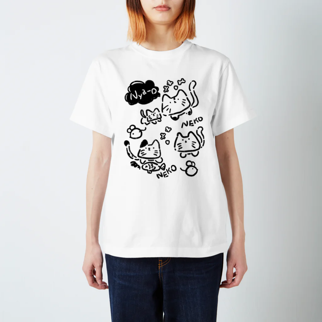 ほんわかマーケットのねこちゃん スタンダードTシャツ