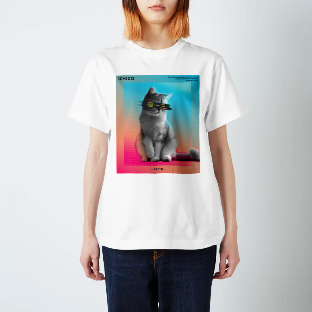 猫ICHIZO公式グッズの目線猫一三 スタンダードTシャツ