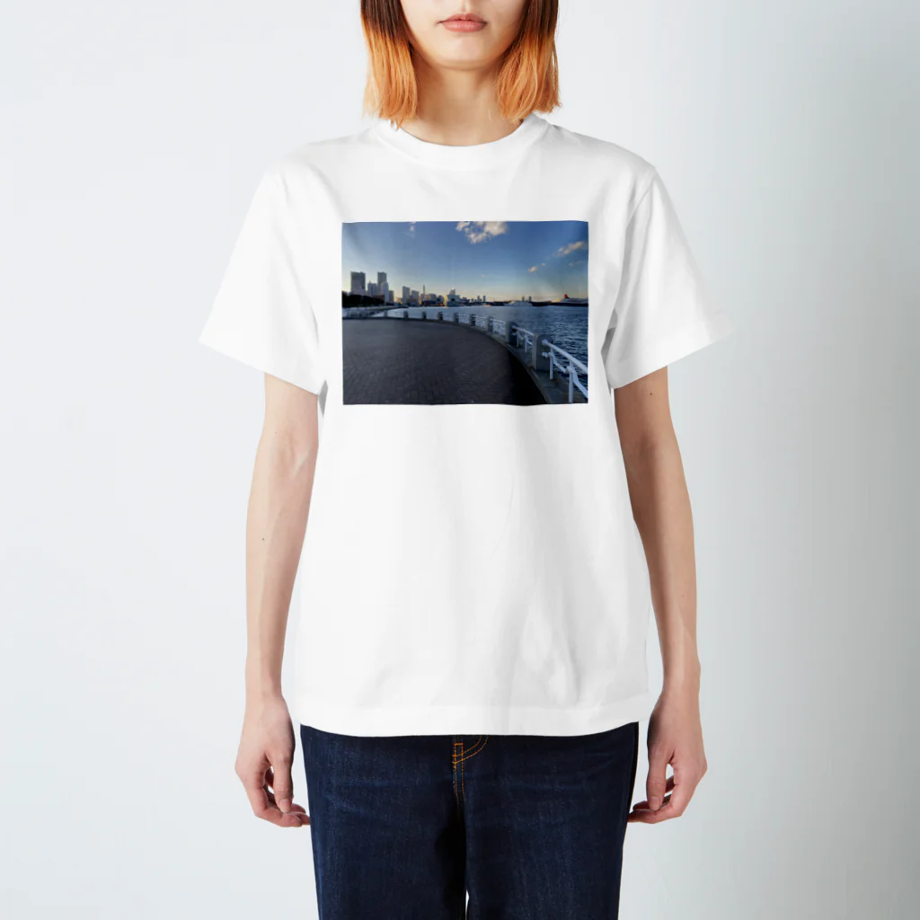 SHOP BRBのYOKOHAMA 003 Regular Fit T-Shirt