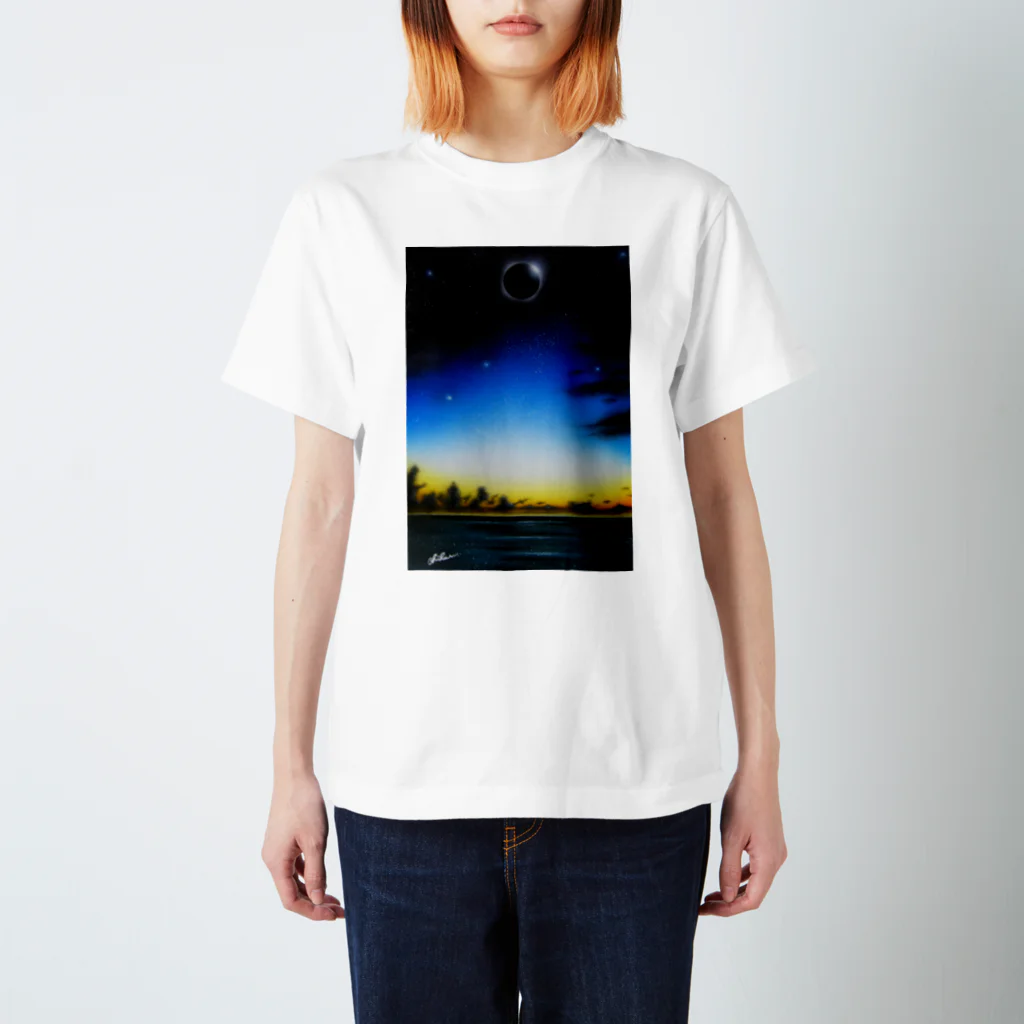 C_Colorsの皆既月食の夜 Regular Fit T-Shirt