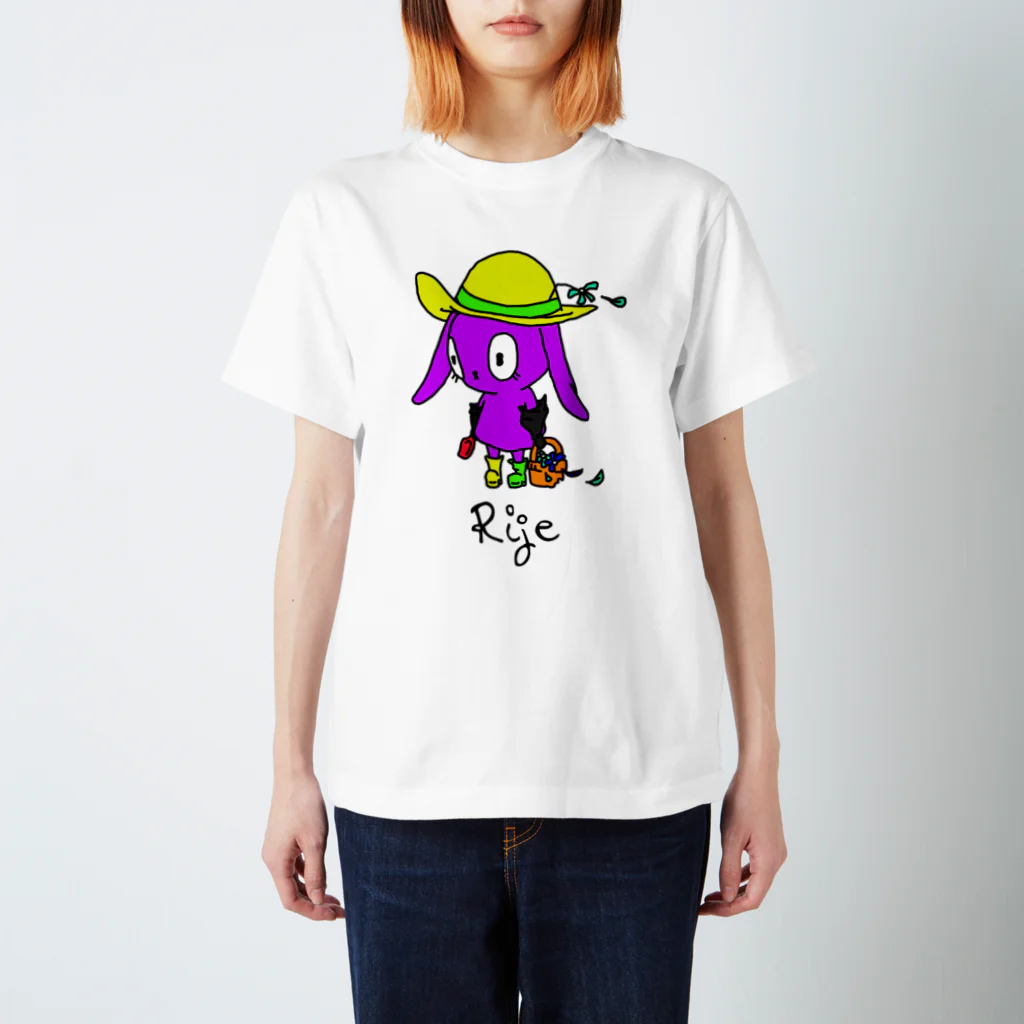 BipolarのRijeちゃんシリーズ(color) Regular Fit T-Shirt