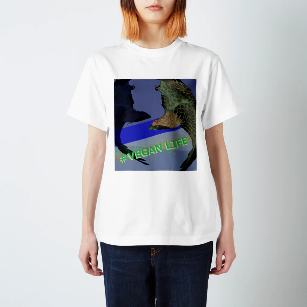 VEGAN LIFEの鷹のビーガンライフ Regular Fit T-Shirt